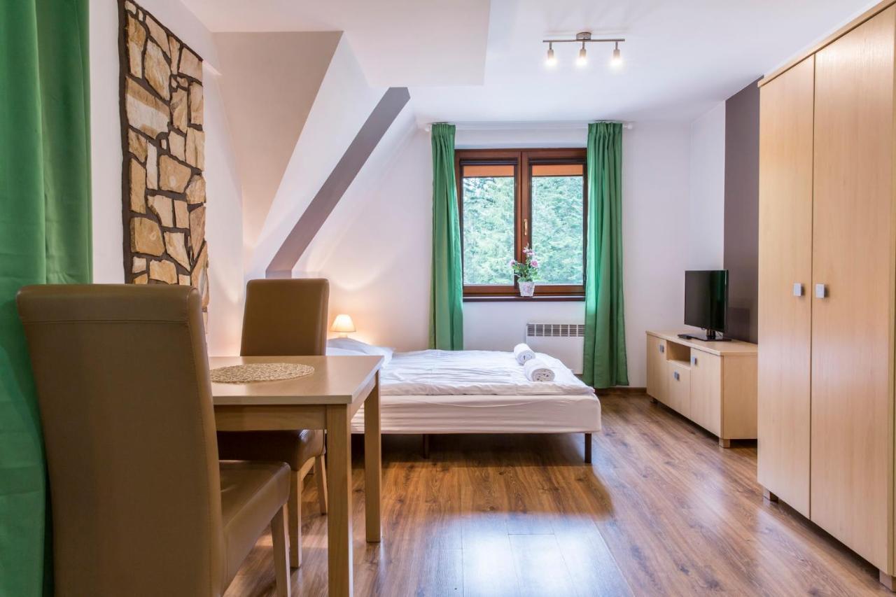 Udanypobyt Apartamenty Przy Dolinach E I F كوشتيليسكا المظهر الخارجي الصورة