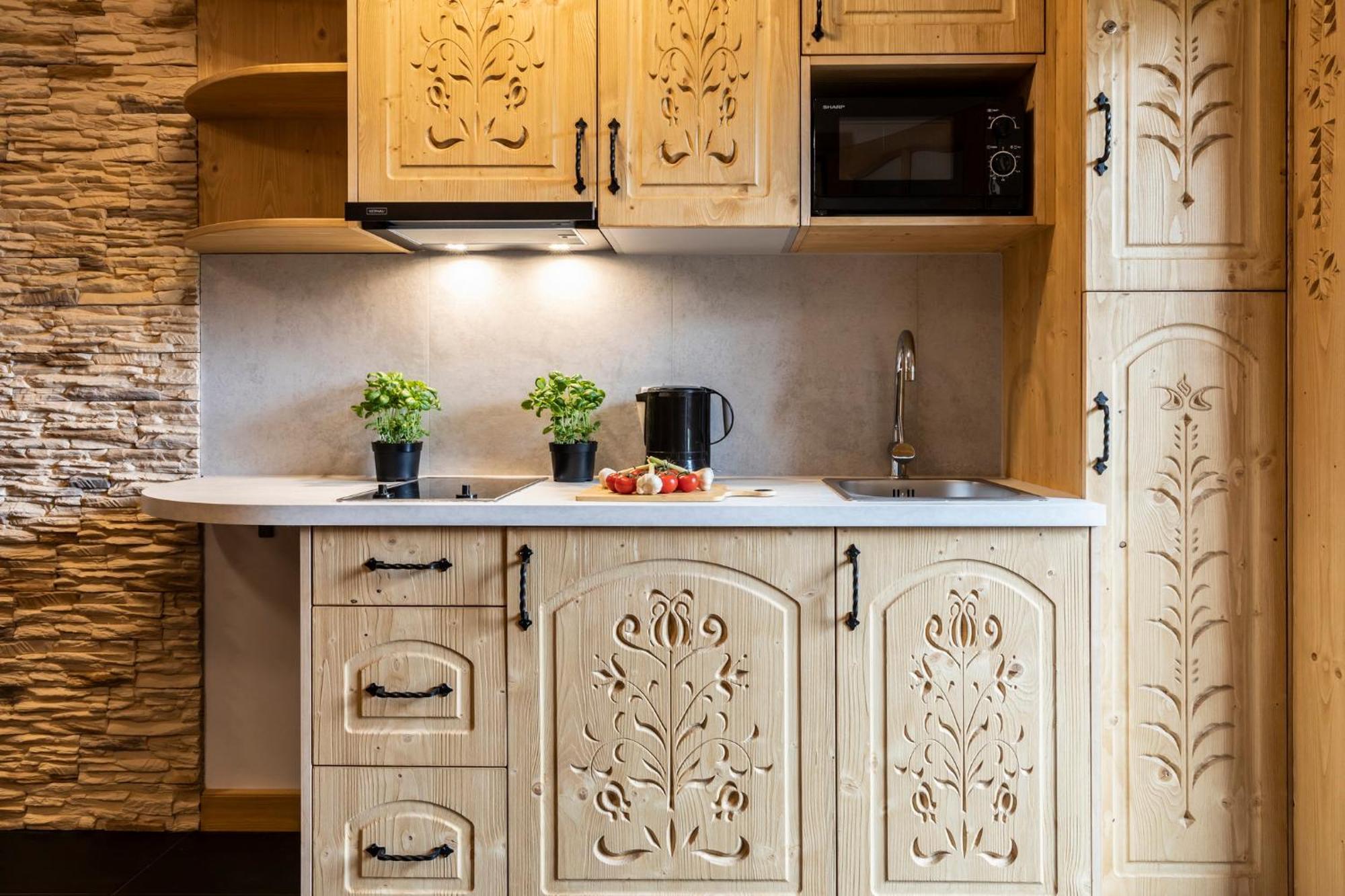 Udanypobyt Apartamenty Przy Dolinach E I F كوشتيليسكا المظهر الخارجي الصورة