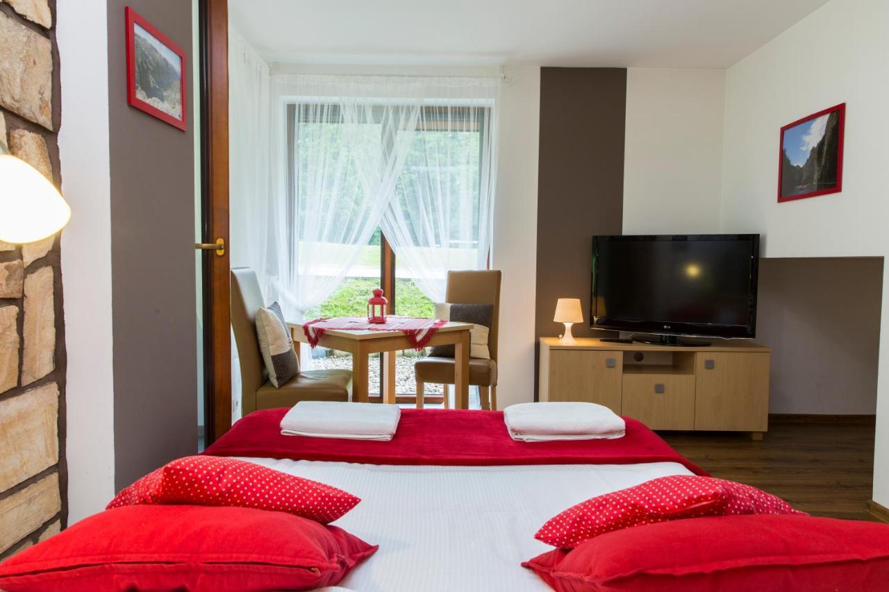 Udanypobyt Apartamenty Przy Dolinach E I F كوشتيليسكا المظهر الخارجي الصورة