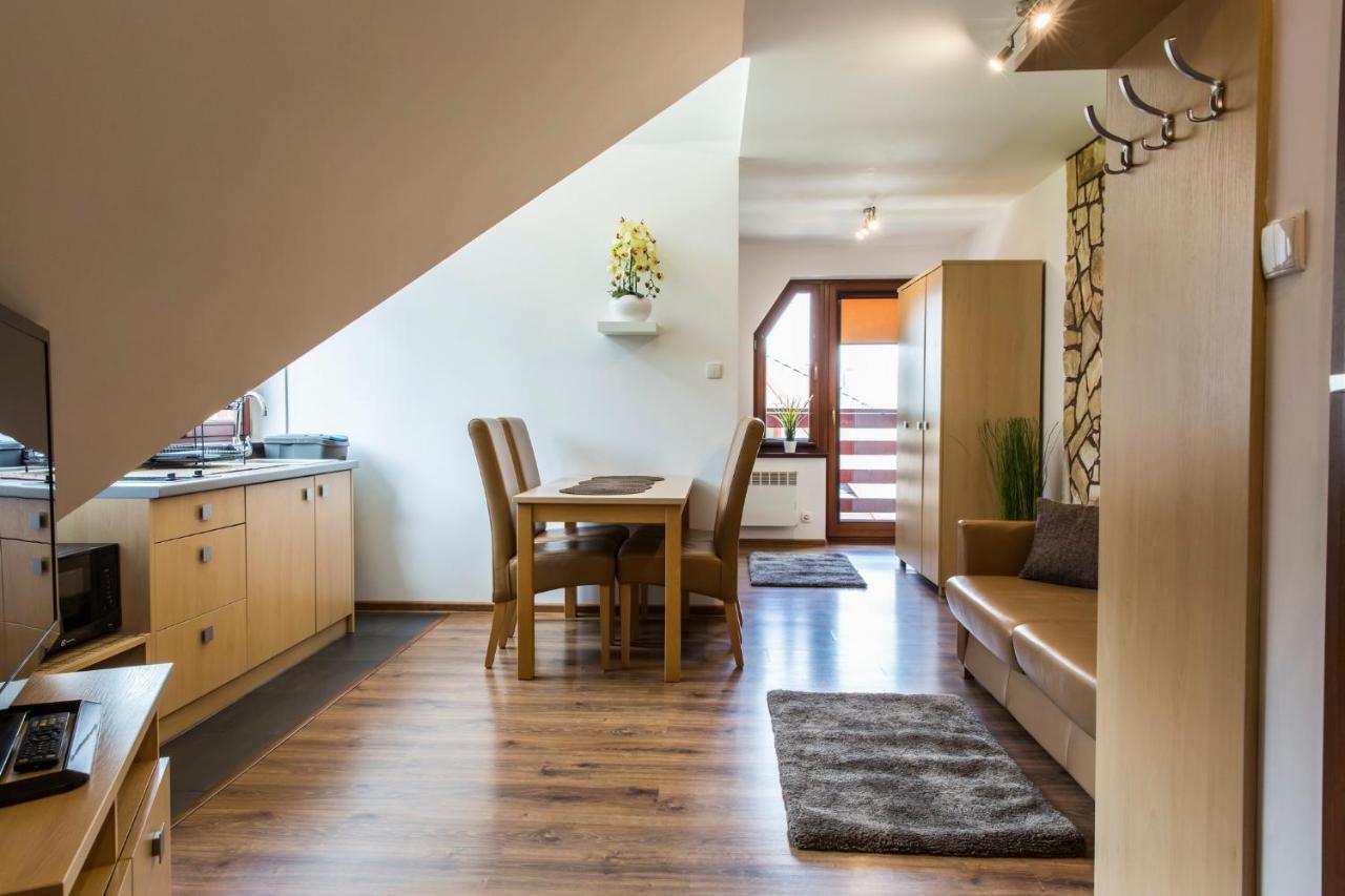 Udanypobyt Apartamenty Przy Dolinach E I F كوشتيليسكا المظهر الخارجي الصورة